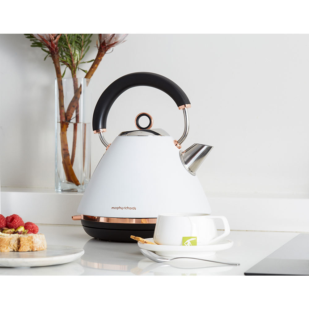 Чайник Morphy Richards Accent