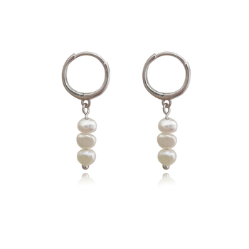 Culturesse Holly Dainty 25mm Freshwater Drop Earrings - Silver/Pearl