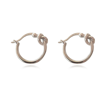 Culturesse Tie A Knot 15mm Modern Hoop Earrings - Silver