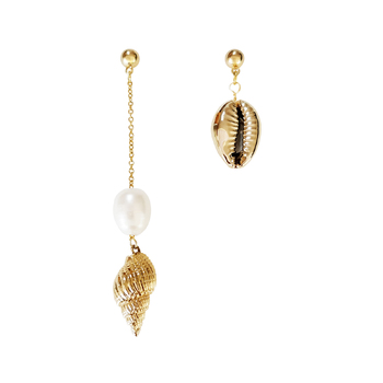 Culturesse Svea 80mm Mismatching Shell Drop Earrings - Gold