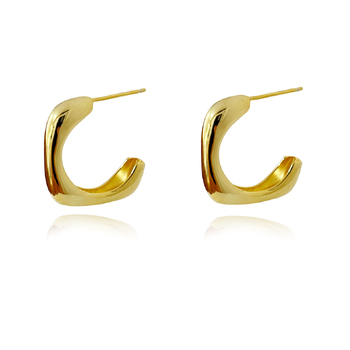 Culturesse Marcie 19mm Open Square Earrings - Gold Vermeil