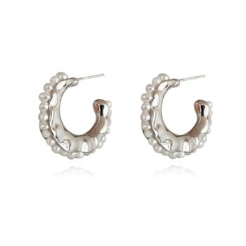 Culturesse Lavine Artisan 25mm Freshwater Pearl Curve Earrings - Silver