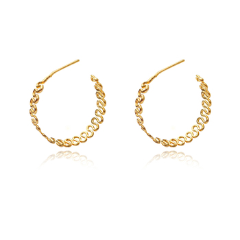 Culturesse Janae 24K Artisan 40mm Golden Spring Hoop Earrings - Gold