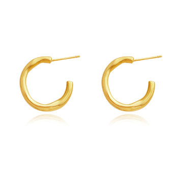 Culturesse Avenly Classic 18mm Hoop Earrings - Gold Vermeil