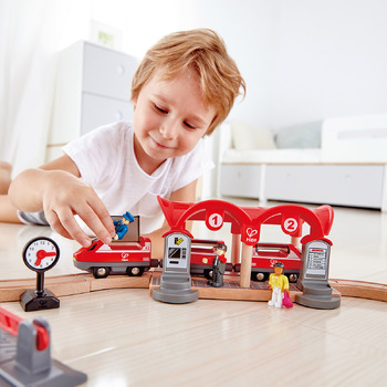 Hape Busy City Rail Set Pretend Play Kids/Toddler Toy 3+