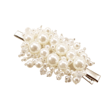 Culturesse Esther Vintage 8.5cm Pearly Blossom Barrette - White