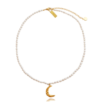 Culturesse Lavinia Freshwater Pearl 43.5cm Moon Pendant Necklace/Choker