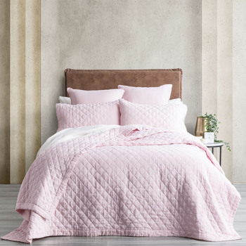 Renee Taylor Cavallo French Linen Quilted Bed Coverlet Set Queen/King Rose