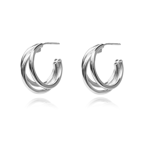 Culturesse Laure Artsy 20mm Curved Lining Huggie Earrings - Silver