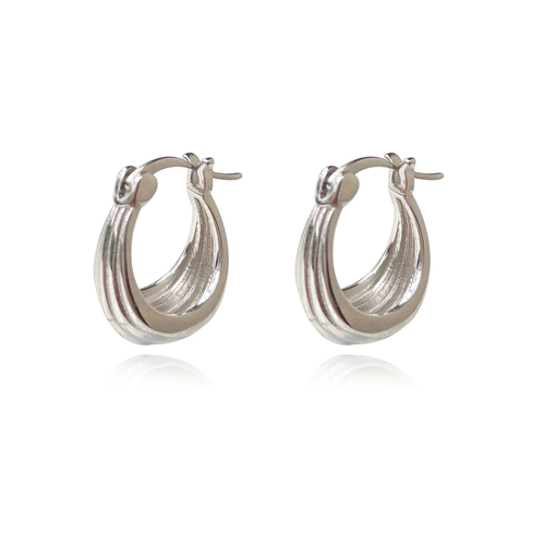 Culturesse Jolie 15mm Deco Bowl Huggie Hoop Earrings - Silver