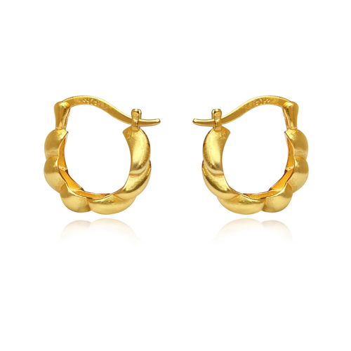 Culturesse Davina 15mm Croissant Hoop Earrings - Gold Vermeil