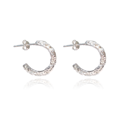 Culturesse Solvej 17mm Artisan Raw Silver Hoop Earrings - Silver