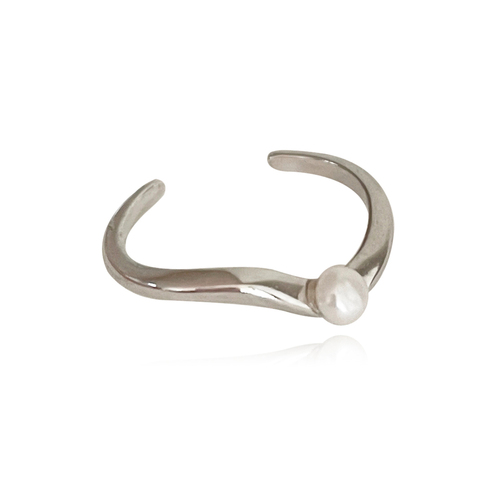 Culturesse Flo Single Ear Contour 17mm Cuff Earring - Silver