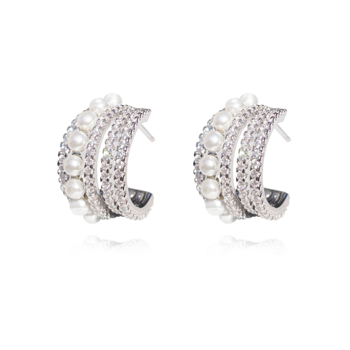 Culturesse Capuchine 11mm Luxury Diamante Pearl Curve Earrings - Silver