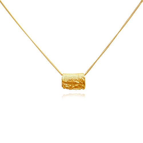 Culturesse Louca 50cm Sculptural Fold Pendant Necklace - Gold Vermeil